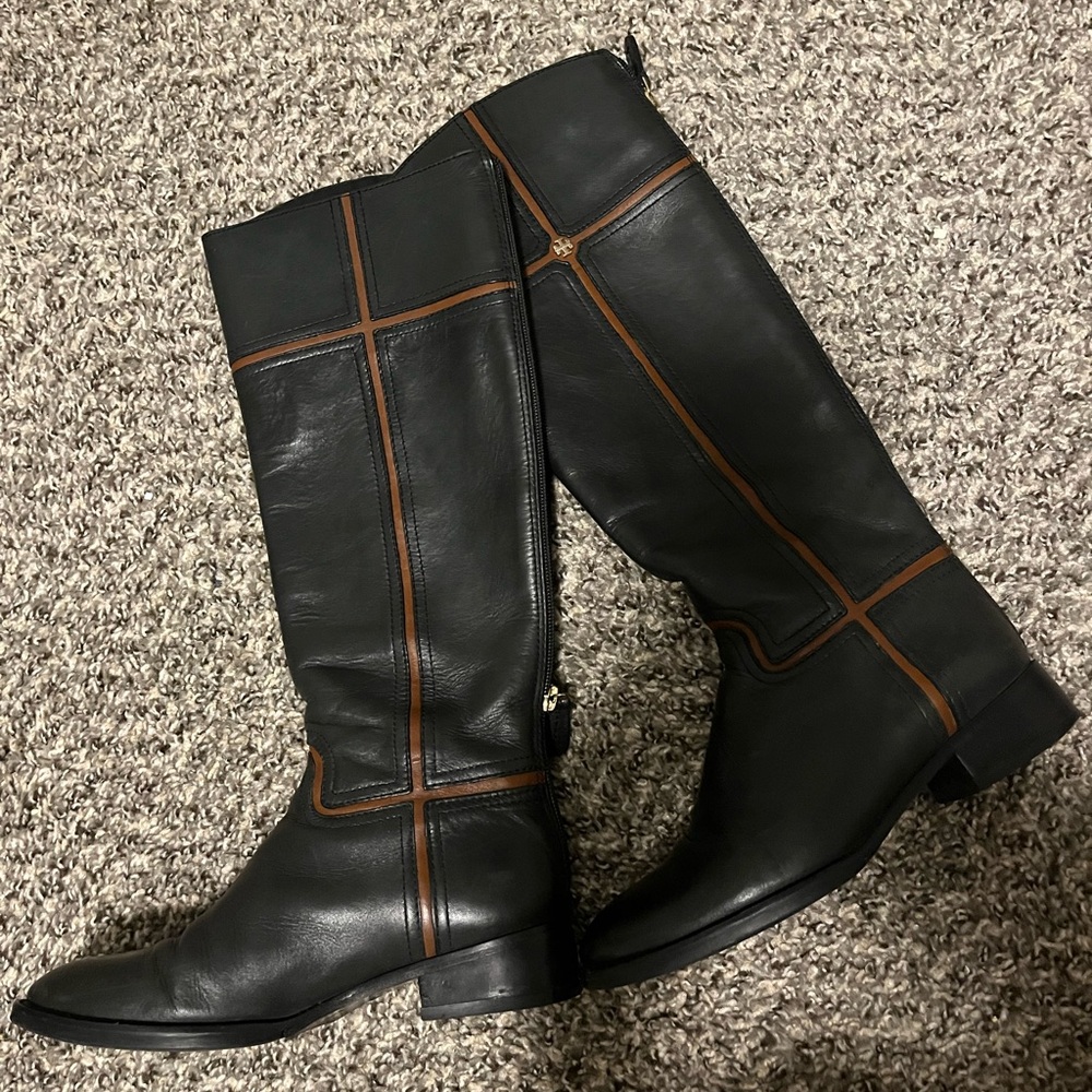 Tory Burch boots , size 6,5 with zipper behind
